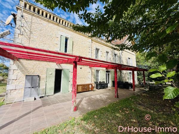 Château à vendre 10 pièces de 480 m²