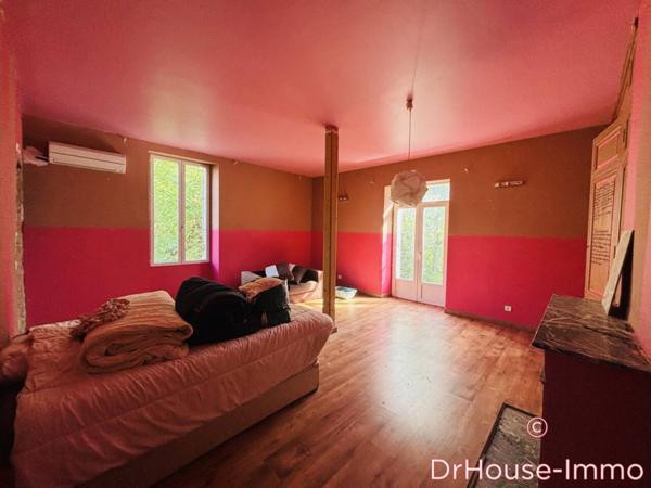 Château à vendre 10 pièces de 480 m²