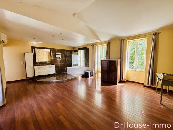 Château à vendre 10 pièces de 480 m²