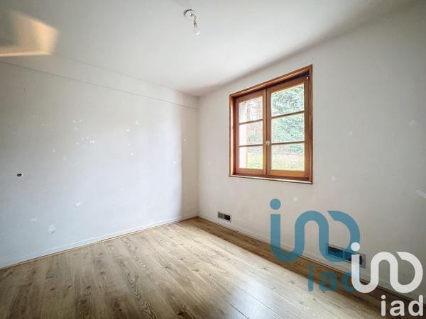 Maison à vendre 8 pièces 183 m² Saint-Germain-Laprade