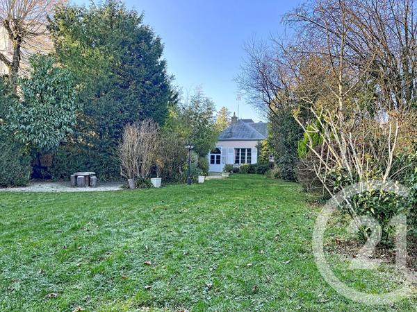 Maison à vendre  10 pièces - 263 m2 CHARTRES - 28