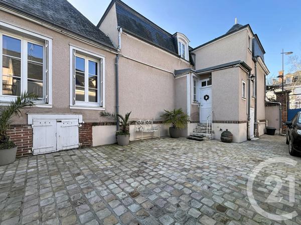 Maison à vendre  10 pièces - 263 m2 CHARTRES - 28