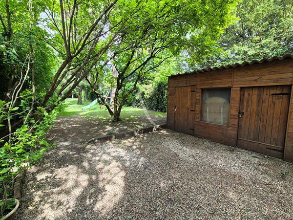 Maison familiale avec 600m² de jardin !