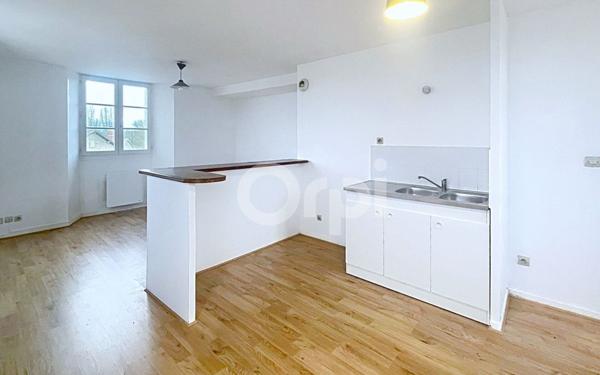 Appartement à louer    2 pièces •  Maincy