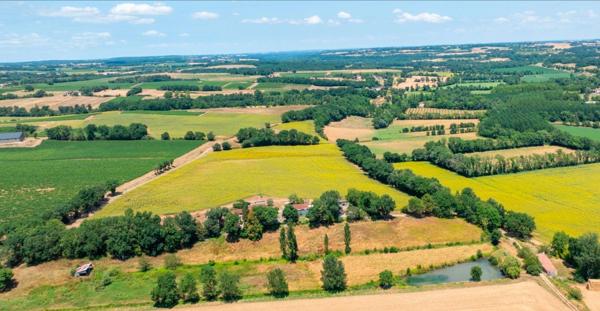 PROPRIÉTÉ DE 5 HECTARES AU COEUR DE LA CAMPAGNE