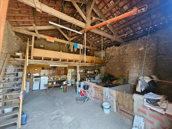 PROPRIÉTÉ DE 5 HECTARES AU COEUR DE LA CAMPAGNE