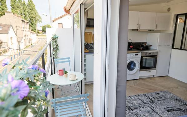 Immeuble à vendre    6 pièces •  Aubervilliers