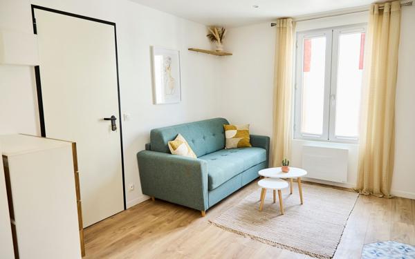 Immeuble à vendre    6 pièces •  Aubervilliers