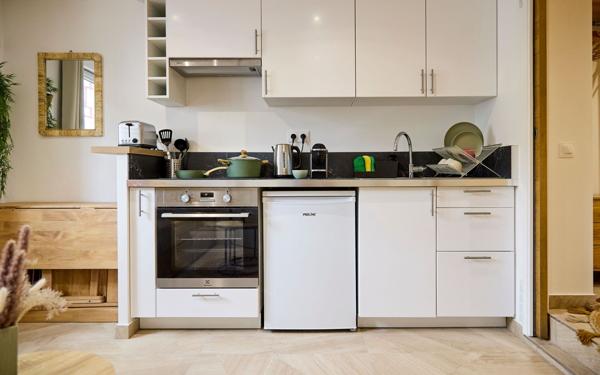 Immeuble à vendre    6 pièces •  Aubervilliers