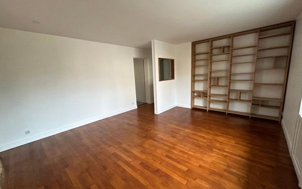 Appartement à vendre    3 pièces • 67,69 m2 Saint-Cloud