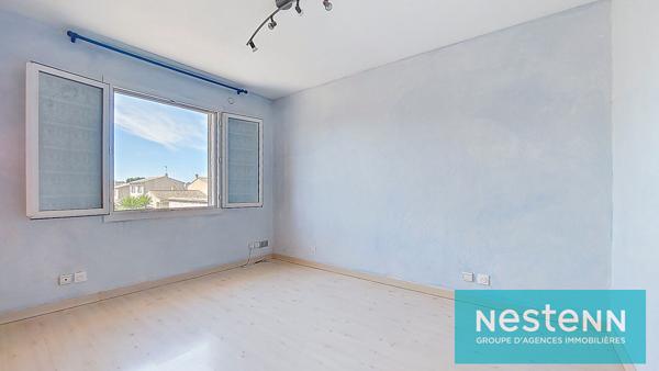 Appartement Istres 4 pièce(s) 83 m2, 3 chambres, 1er et dernier étage, garage en option