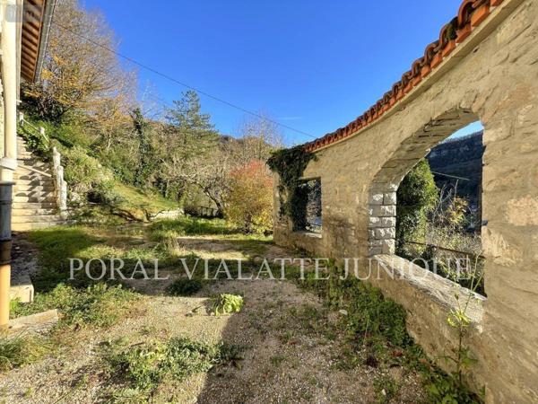 Maison à vendre à Saint-Rambert-en-Bugey dans l'Ain (01230), ref : 01031-1273