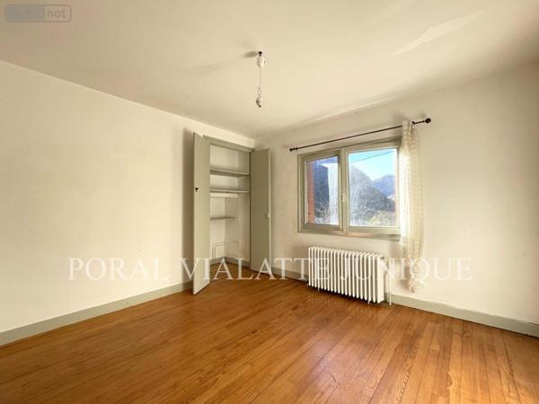 Maison à vendre à Saint-Rambert-en-Bugey dans l'Ain (01230), ref : 01031-1273