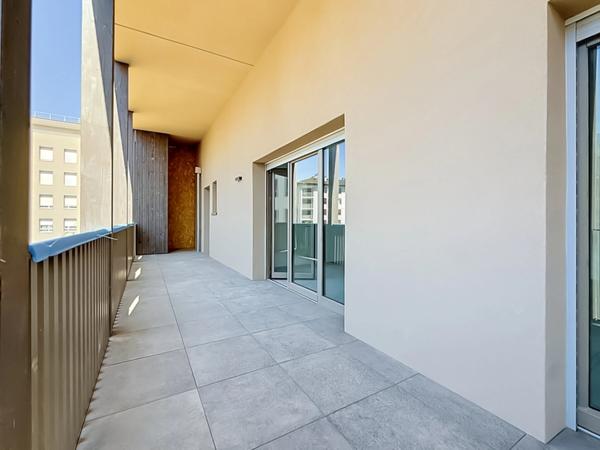 Appartement T5 116 m² dernier étage, terrasse 23 m² ANNECY (74)
