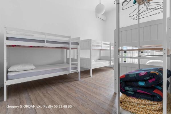 Maison 5 pièces avec garage 140 m², piscine chauffée et prestations haut de gamme – Bérive, Le Tampon