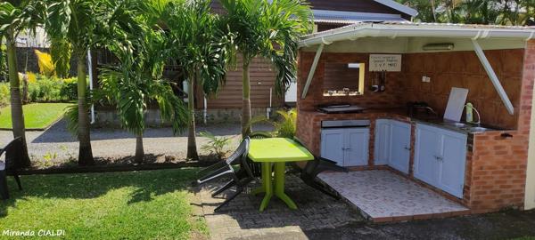 Ensemble Immobilier Meublé 2 CHALETS jumelés F3 - 502m2 / 2 STUDIOS - 861m2/ Terrain à Bâtir 494m2