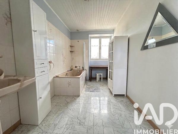 Maison à vendre 5 pièces 153,63 m² Auxy