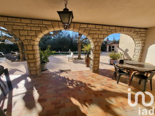 Maison à vendre 10 pièces 350 m² Alès