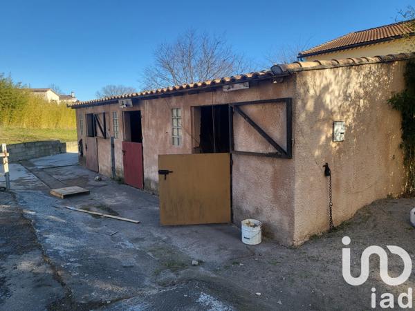 Maison à vendre 10 pièces 350 m² Alès