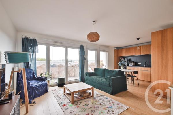 Appartement F5 à vendre  5 pièces - 82,14 m2 BOBIGNY - 93