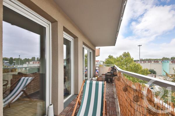 Appartement F5 à vendre  5 pièces - 82,14 m2 BOBIGNY - 93