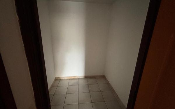 Maison à louer    4 pièces • 194 m2 Macouria