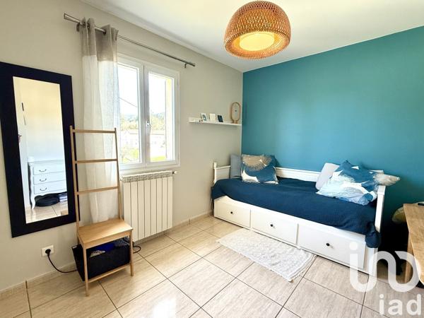 Maison 5 pièces de 125 m² à Bollène (84500)