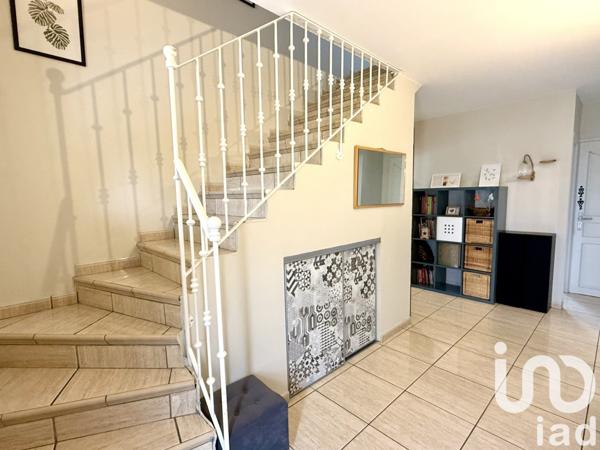 Maison 5 pièces de 125 m² à Bollène (84500)