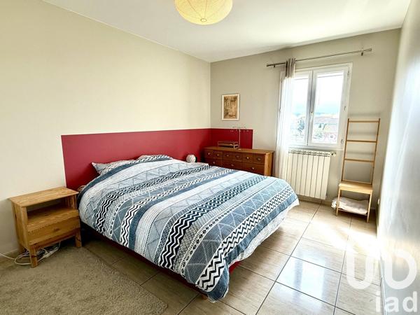 Maison 5 pièces de 125 m² à Bollène (84500)