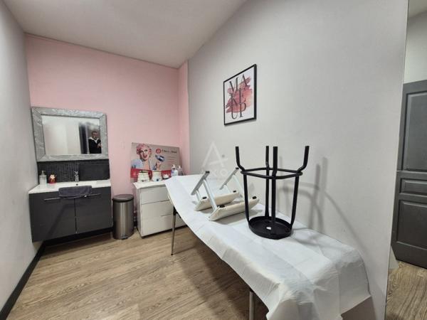À CÉDER  FONDS DE COMMERCE SALON DE COIFFURE  CENTRE-VILLE DE CAEN (14)