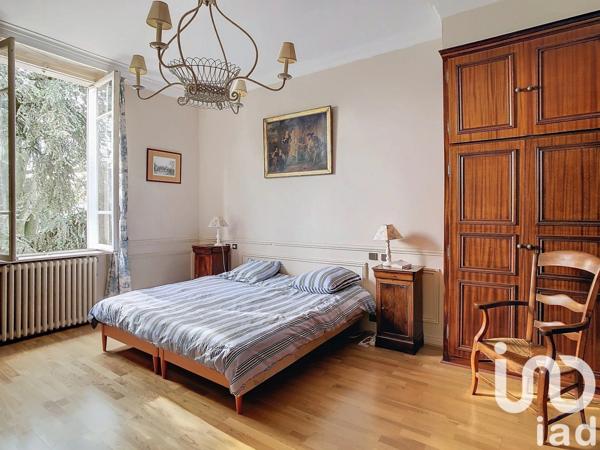 Maison 10 pièces de 260 m² à Toulouse (31500)