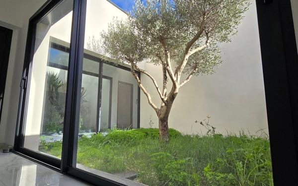 Maison à vendre    4 pièces • 150 m2 Garons