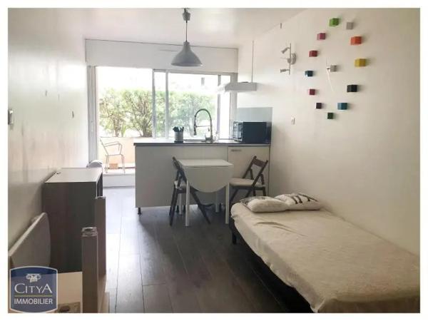 Appartement à louer 1 pièce 24m²
