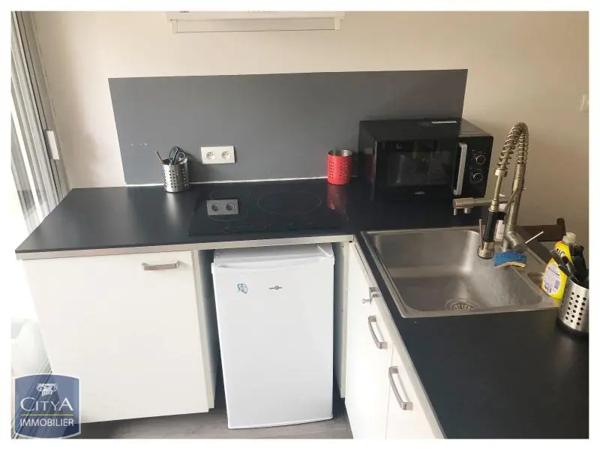 Appartement à louer 1 pièce 24m²