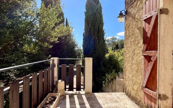 Maison à louer    4 pièces •  Saint-Clément-de-Rivière