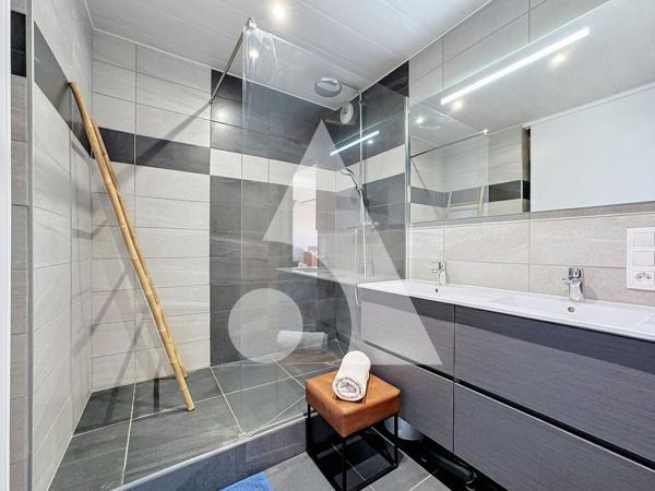 Appartement 4 pièces 124.39 m2