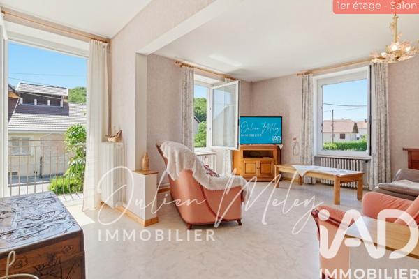 Maison à vendre 10 pièces 201 m² Fesches-le-Châtel