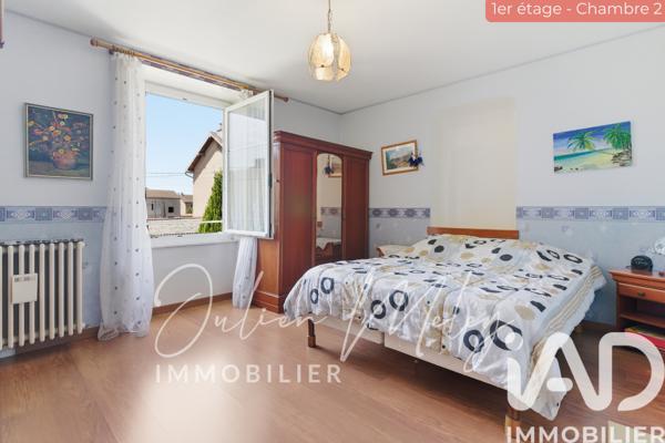 Maison à vendre 10 pièces 201 m² Fesches-le-Châtel