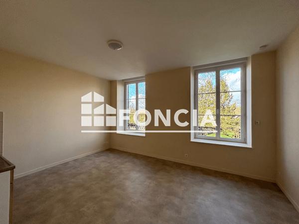 Location Studio 24.32 m² - LGT 7 - 1ER ETAGE Flers 61100