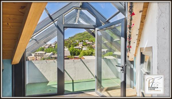 BRIANÇON – MAISON D'ARCHITECTE BBC – 202 m² – VUE PANORAMIQUE