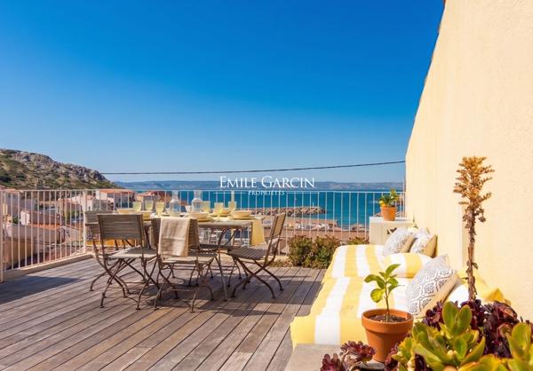 A vendre - Maison aux Goudes - Vue mer, terrasse, jardin et garage - Marseille 8ème (13008)