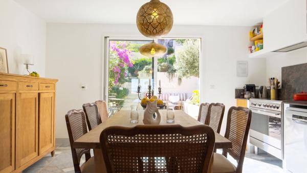 A vendre - Maison aux Goudes - Vue mer, terrasse, jardin et garage - Marseille 8ème (13008)