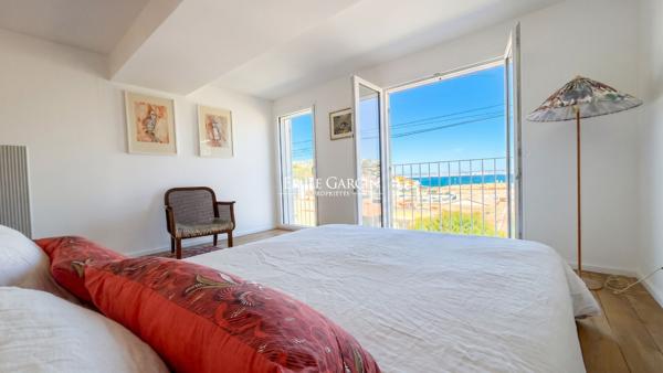 A vendre - Maison aux Goudes - Vue mer, terrasse, jardin et garage - Marseille 8ème (13008)