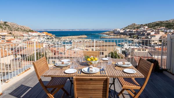 A vendre - Maison aux Goudes - Vue mer, terrasse, jardin et garage - Marseille 8ème (13008)