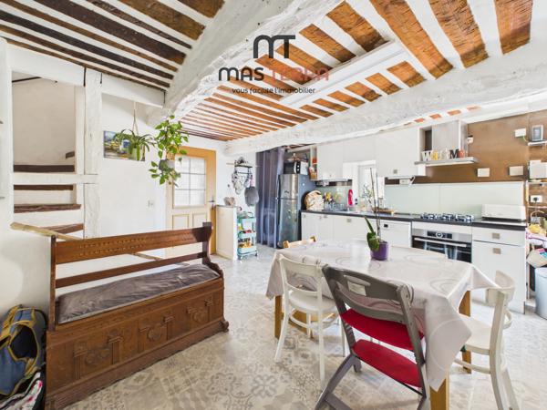Maison
         5 pièces
        - 80 m² Exclusivité 289 000 € *