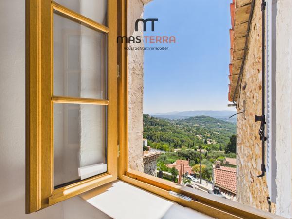 Maison
         5 pièces
        - 80 m² Exclusivité 289 000 € *
