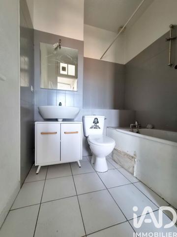 Immeuble à vendre 180 m² Pia