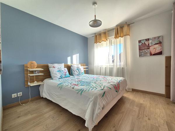 Maison à vendre à Saint Etienne du Bois - 5 pièces, 4 chambres