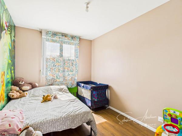 Maison neuve de plain-pied, entre mer et campagne