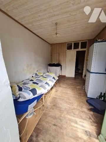 À Vendre à Plumieux Maison de bourg à rénover 